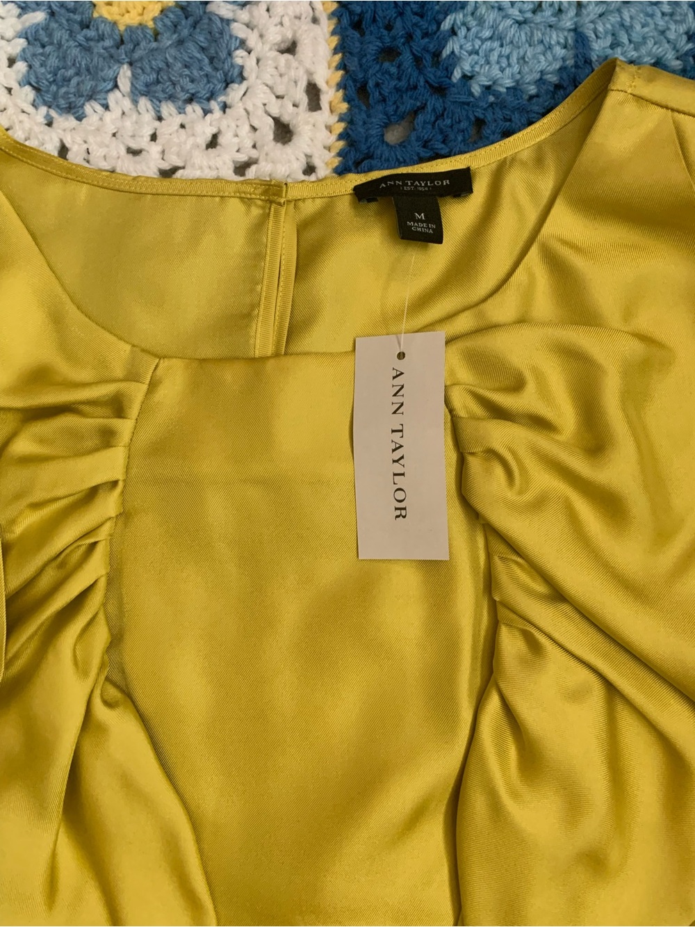 Ann Taylor NWT Lemon Silk Ruched Vertical Front Ruffle Blouse